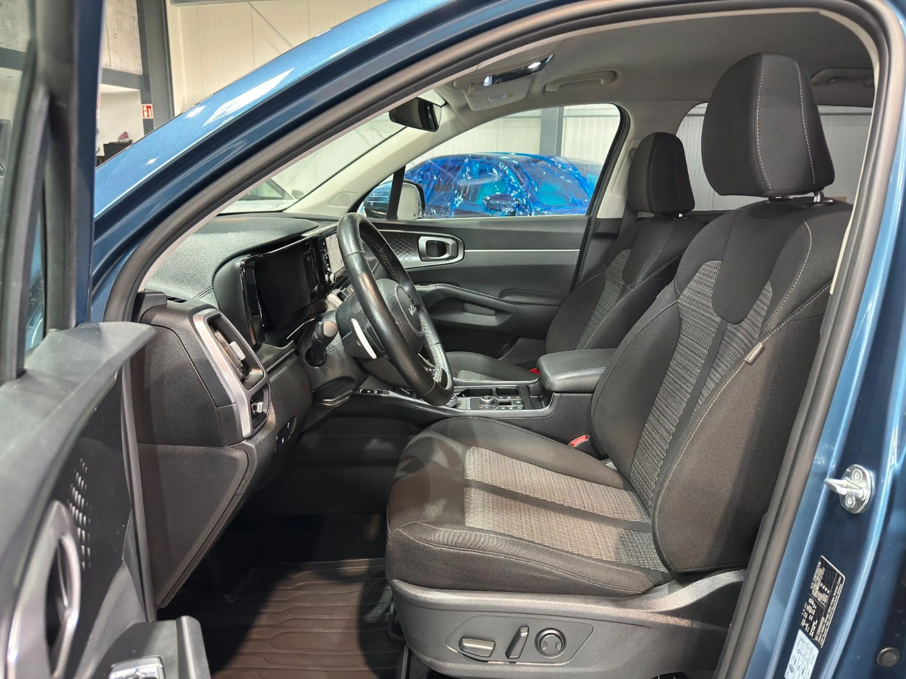 Kia Sorento /Vision/4WD/Plug-In/Hybrid/RFK/AHK/2.HAND — photo 7