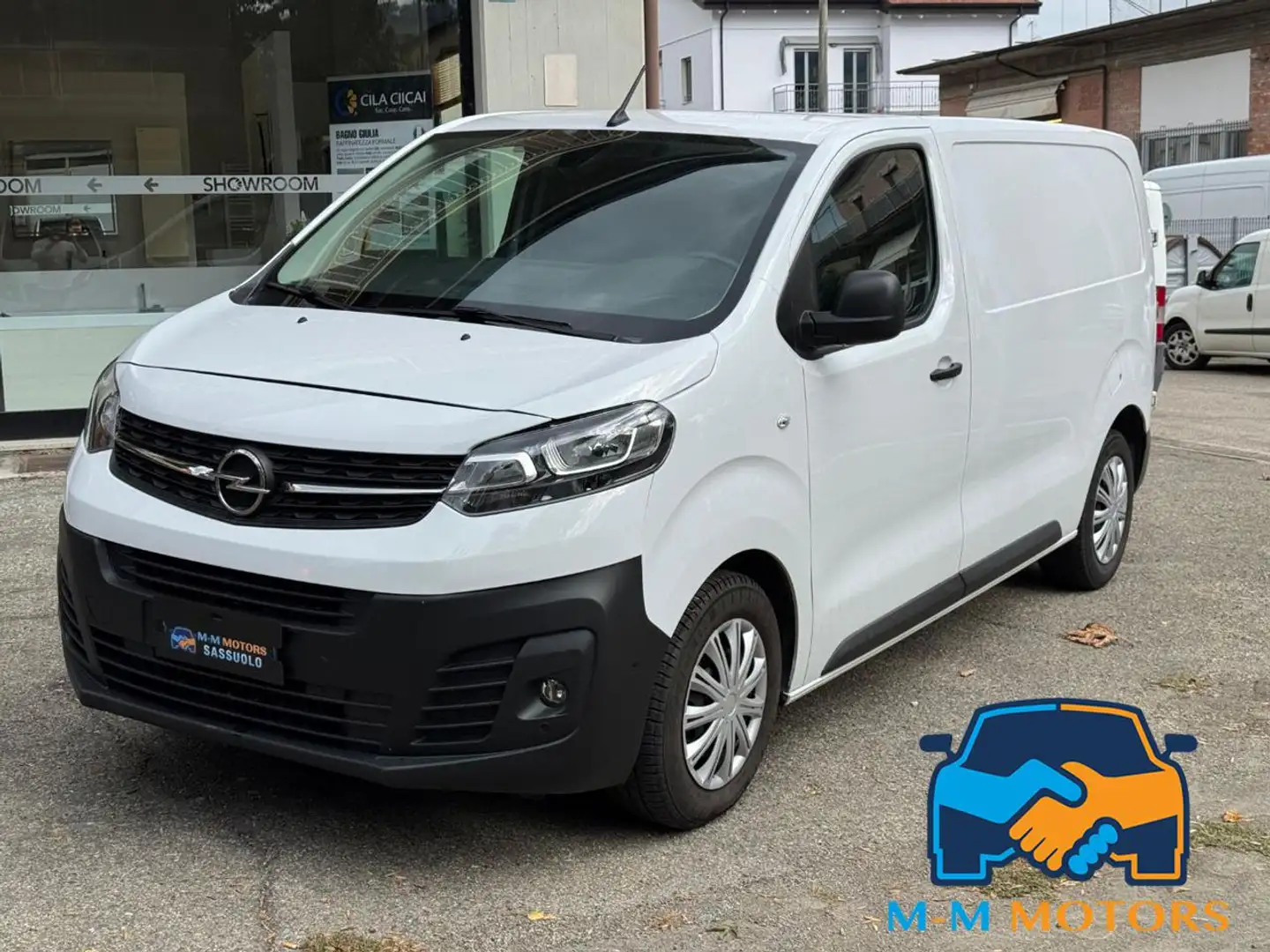 Opel Vivaro 1.5 Diesel 120CV S&S PL-TN M Furgone Enjoy Blanc - 1