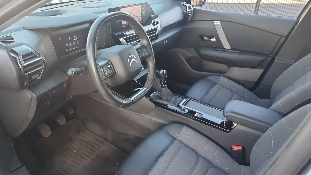 Citroen C4 Berline — photo 8