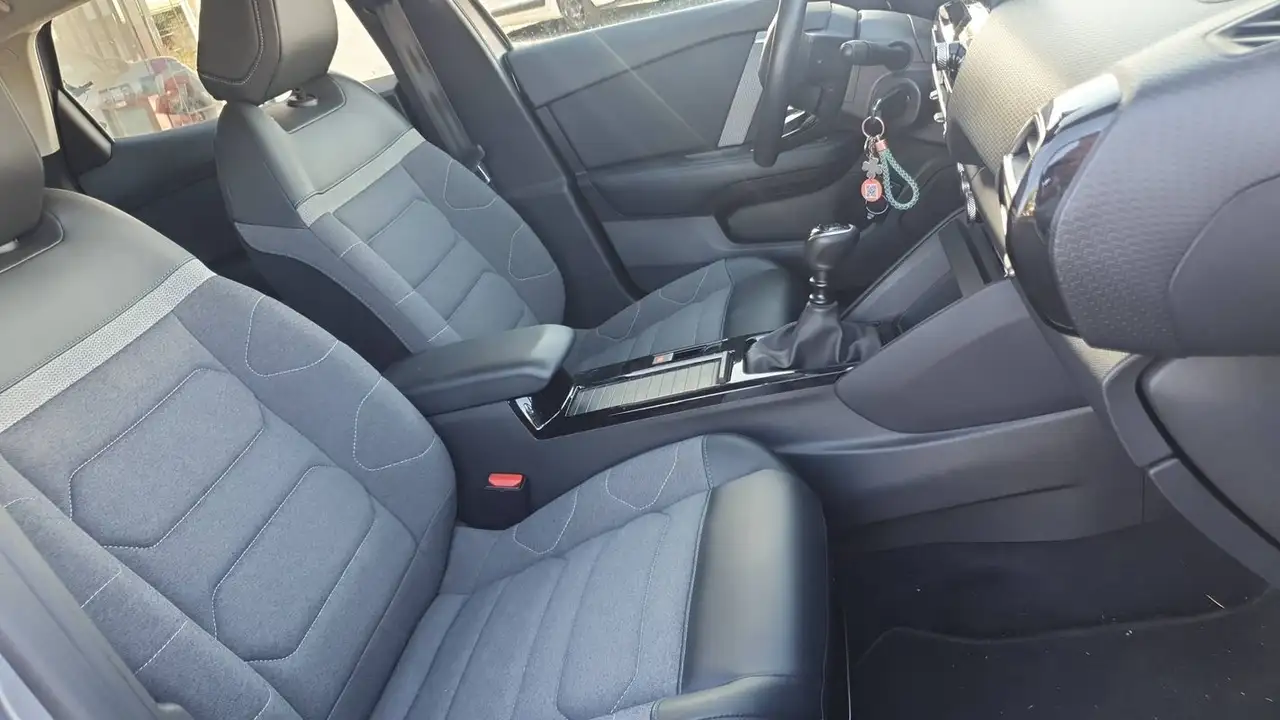 Citroen C4 Berline — photo 27