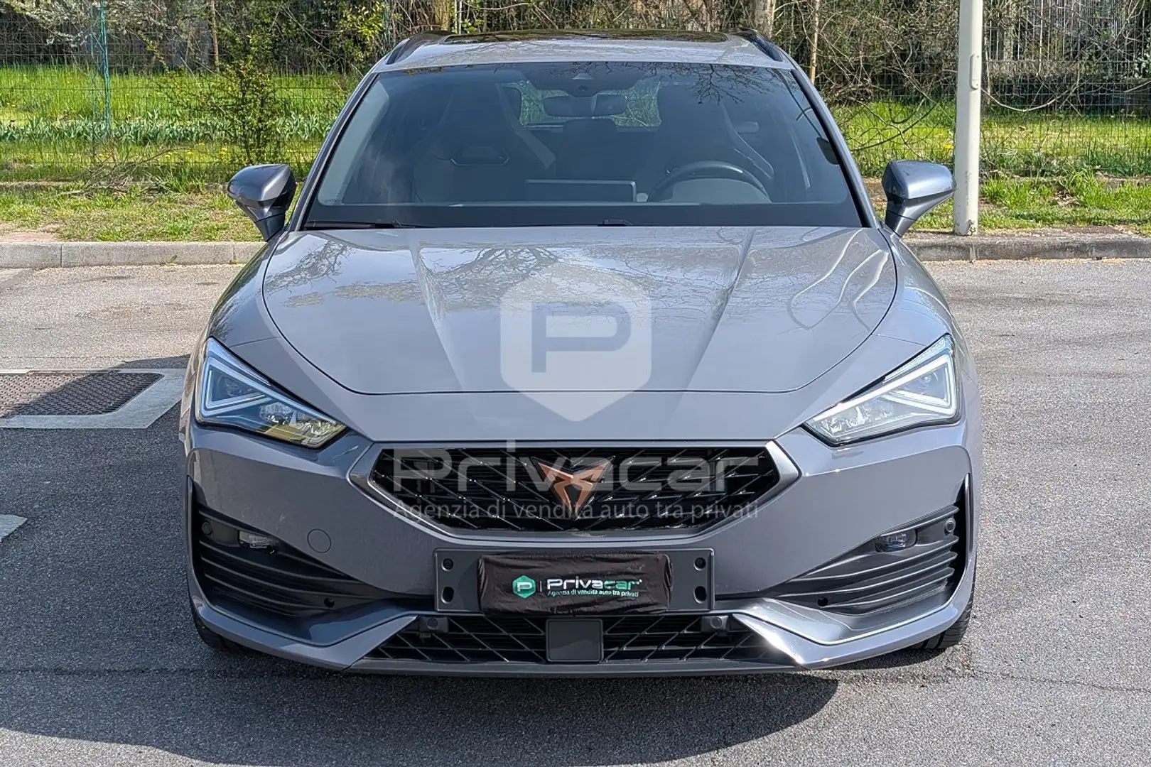 CUPRA Leon Leon Sportstourer 1.4 e-HYBRID 204 CV DSG Argintiu - 2