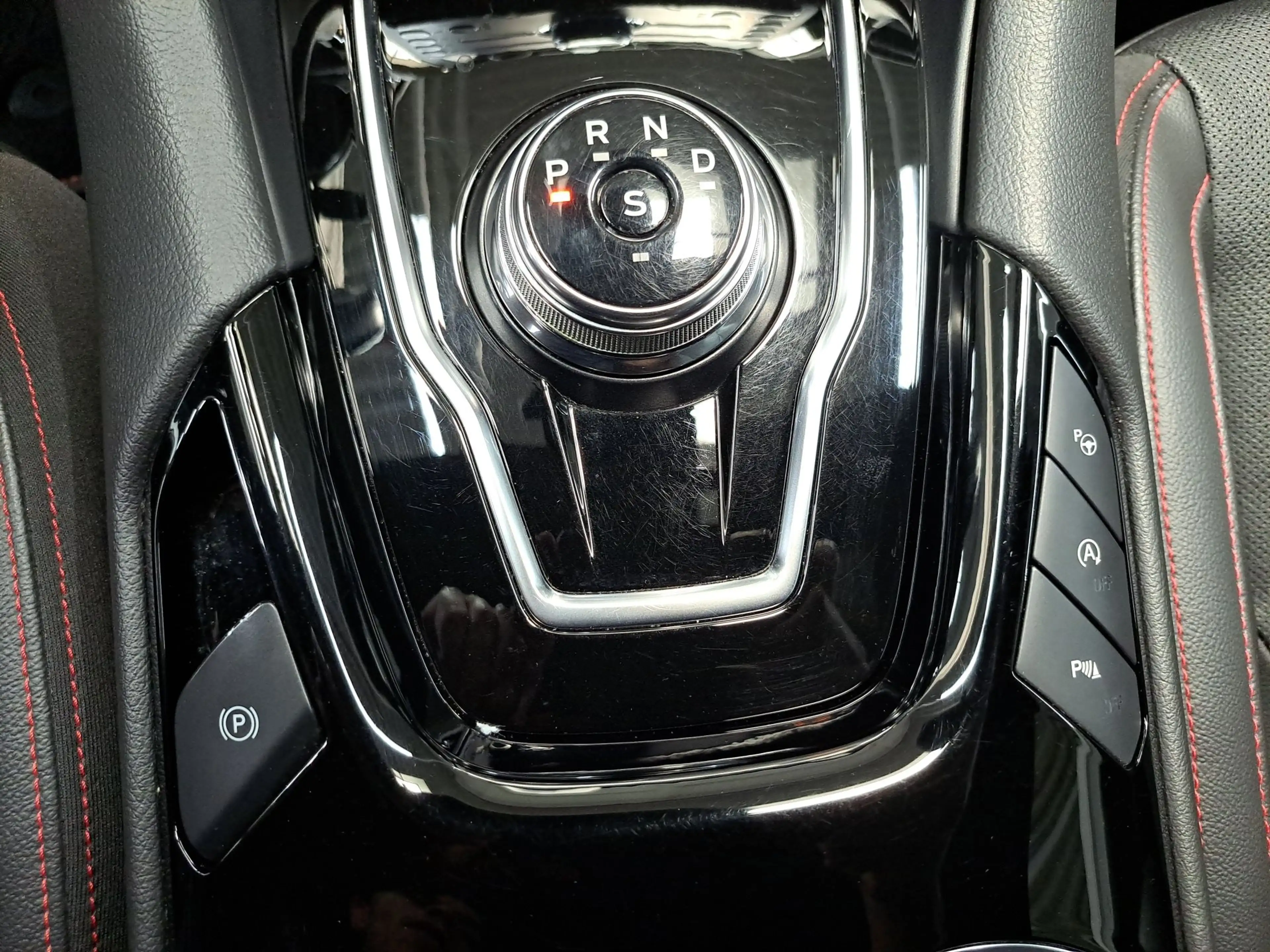 Ford Mondeo Turnier 2.0 Aut. ST-Line NAVI RFK LED LED — photo 23