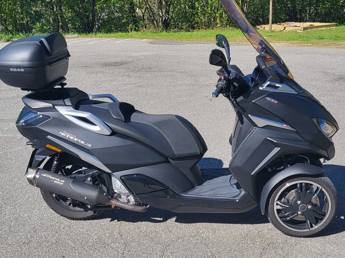 Peugeot Metropolis Schwarz - 2