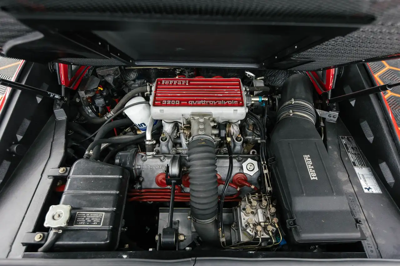 Ferrari 328 GTB, foto 6