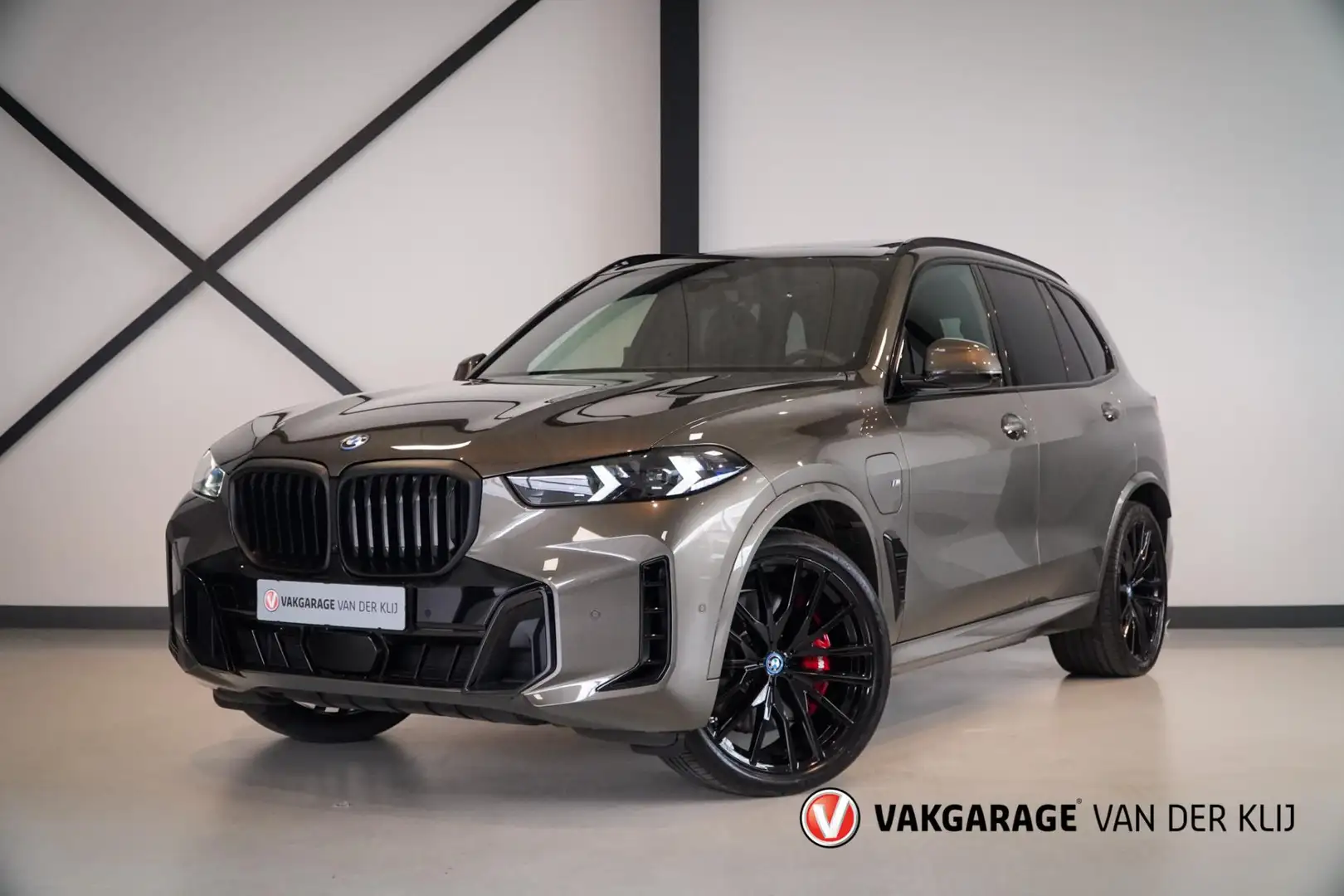 BMW X5 XDrive50e M-Sport Pro | Panorama | Trekhaak | H/K Verde - 1