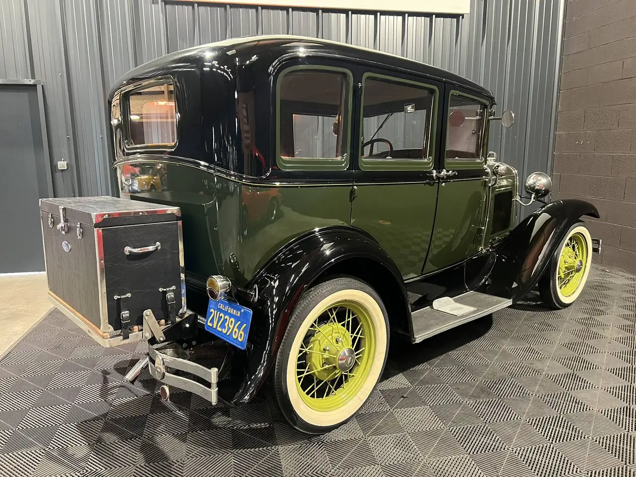 Ford SALOON 4 DOOR, foto 9
