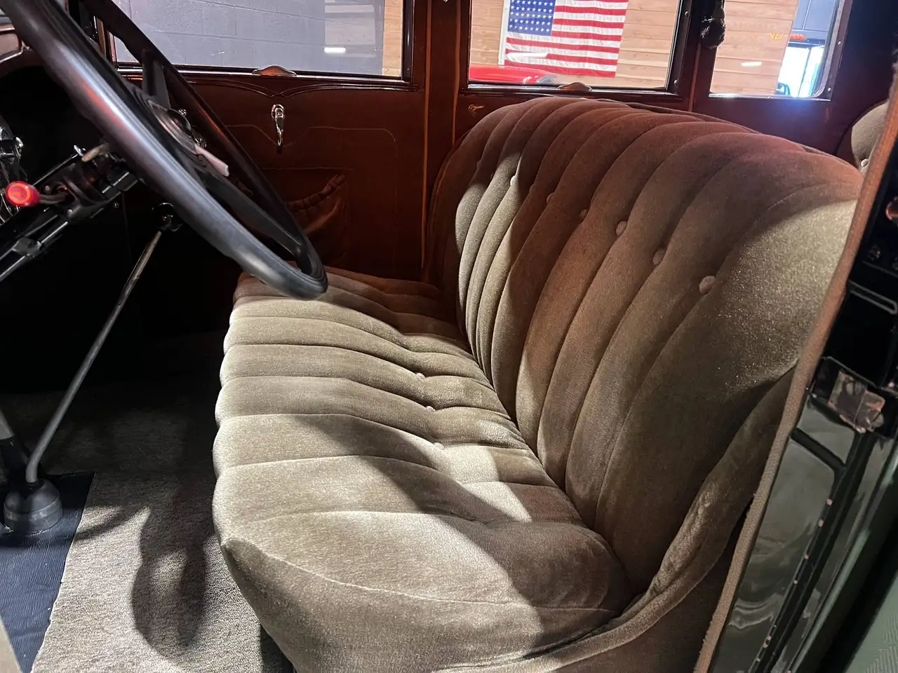 Ford SALOON 4 DOOR, foto 5