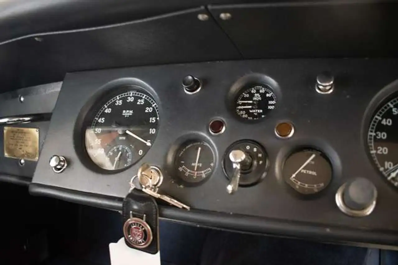 Jaguar XK 120 ROADSTER, foto 8