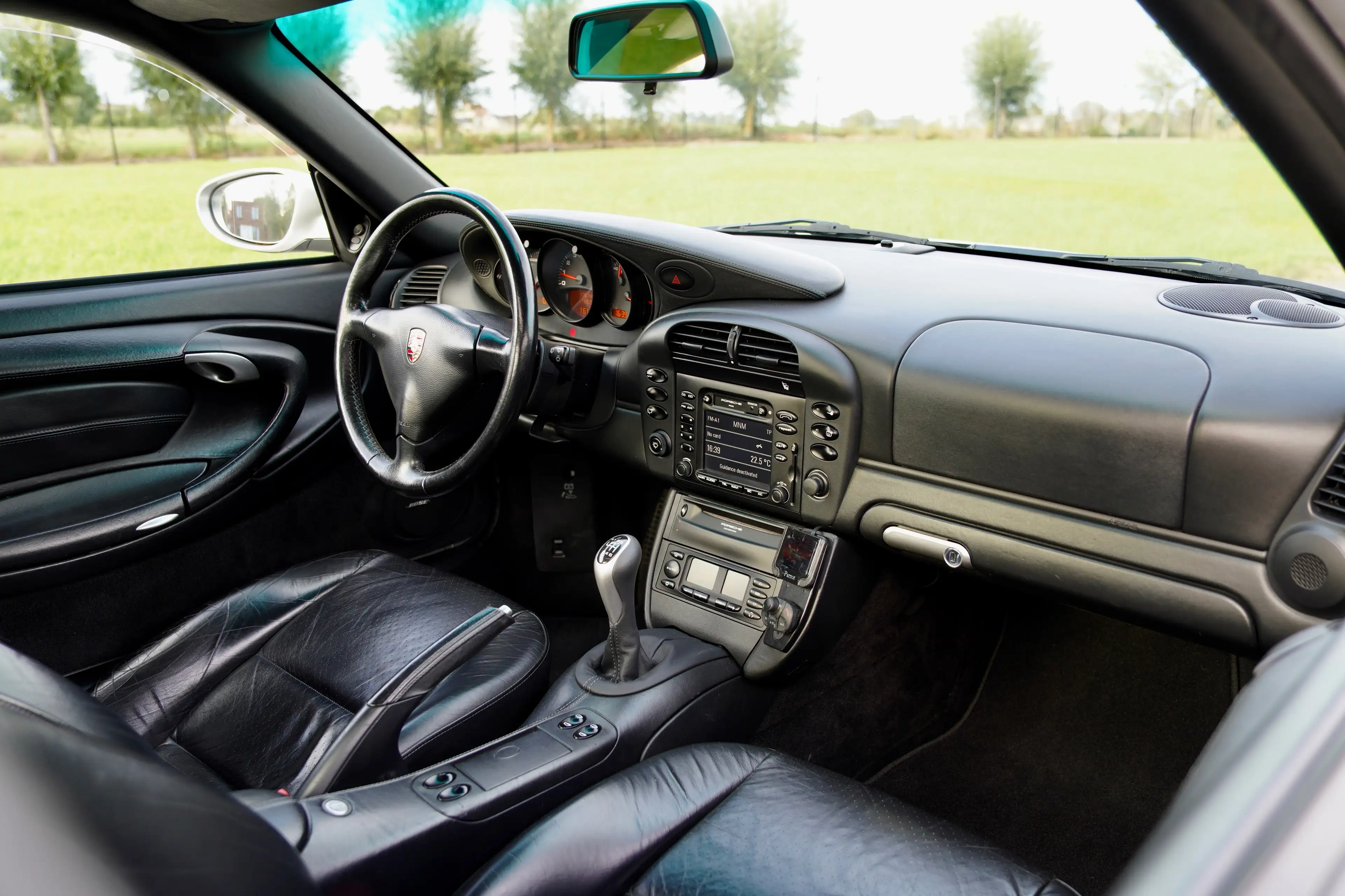 Porsche 996 911 - 996 Carrera 4S 3.6i MANUEEL — photo 10