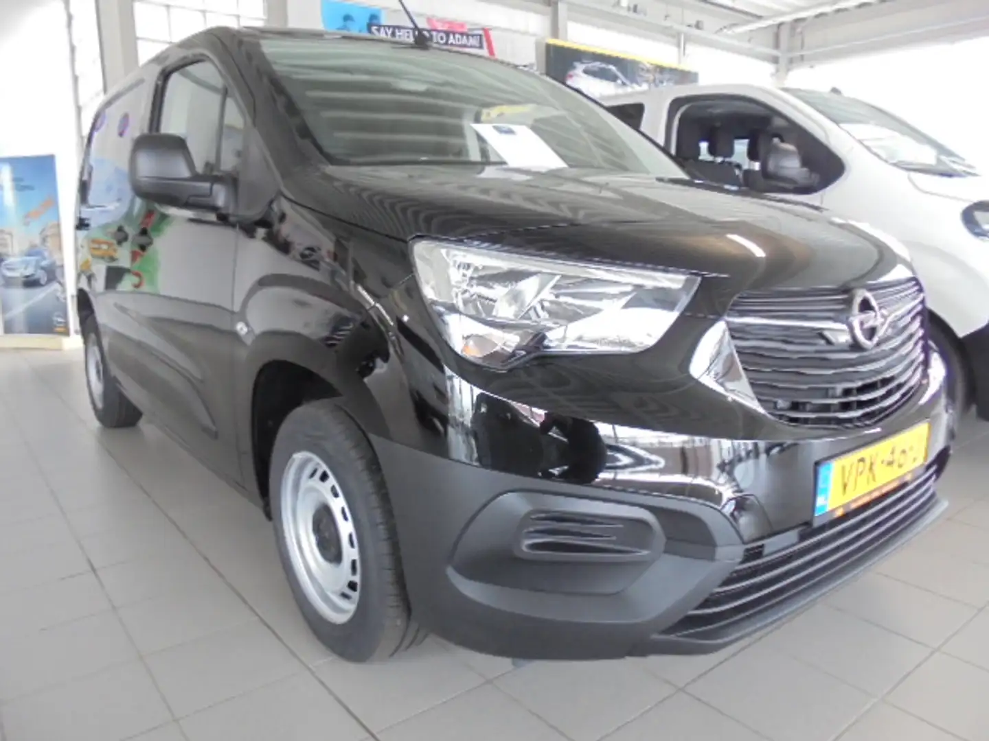 Opel Combo Cargo New 1.5 102pk L1-H1 Edition||Navi||Airco||Ri Zwart - 1