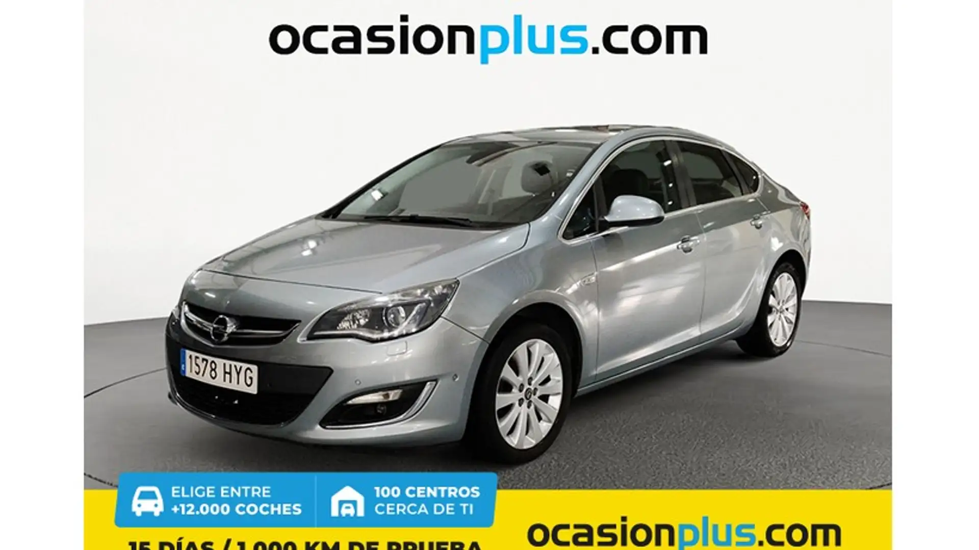 Opel Astra Sedán 1.4T Excellence Silver - 1
