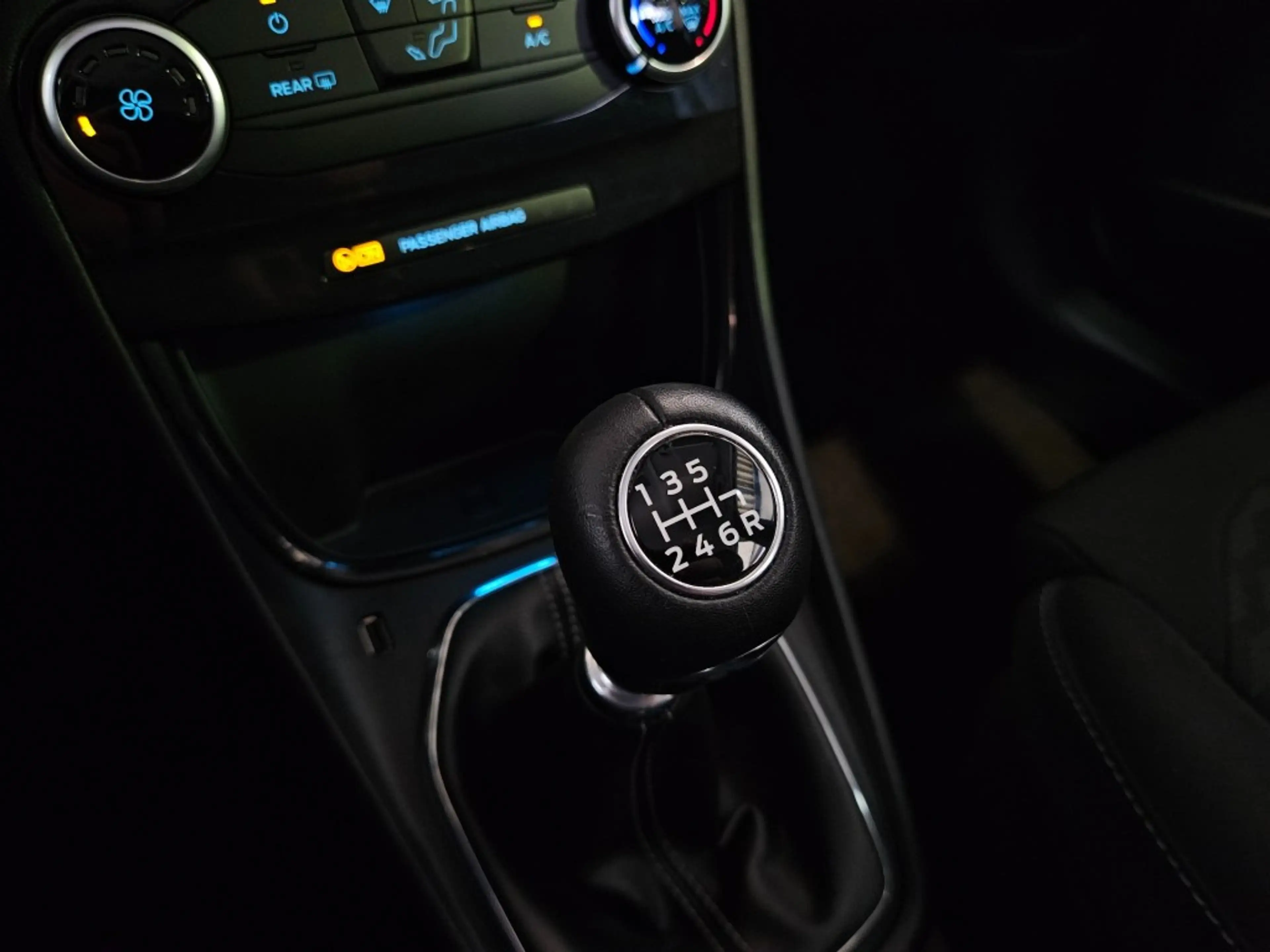 Ford Puma 1.0 EcoBoost Hybrid Titanium / CarPlay / Navi / NL — photo 43