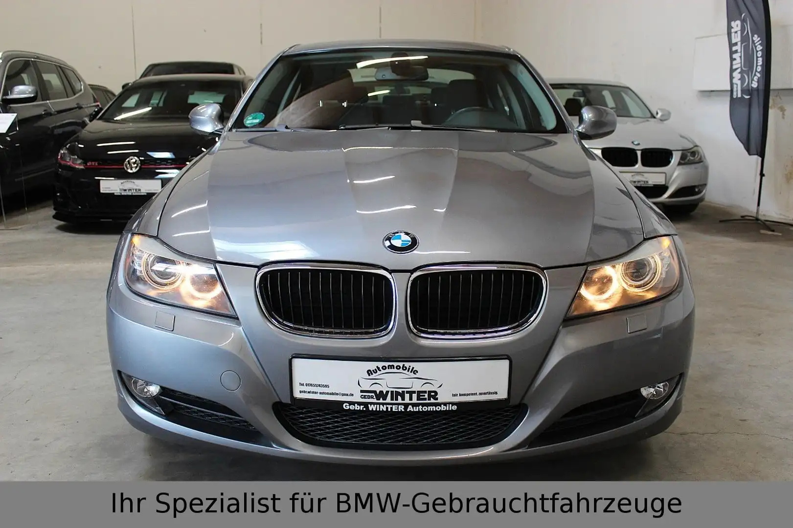 BMW 318 i Facelift*Motor NEU*1. Hand*Scheckheft Grau - 2