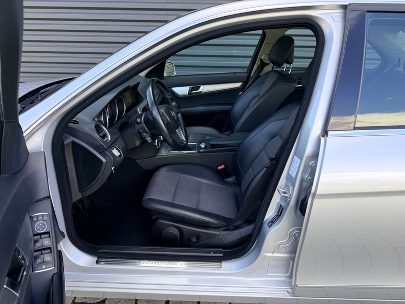 Mercedes-Benz C 180 C Limousine BlueEfficiency Avantgarde — photo 10