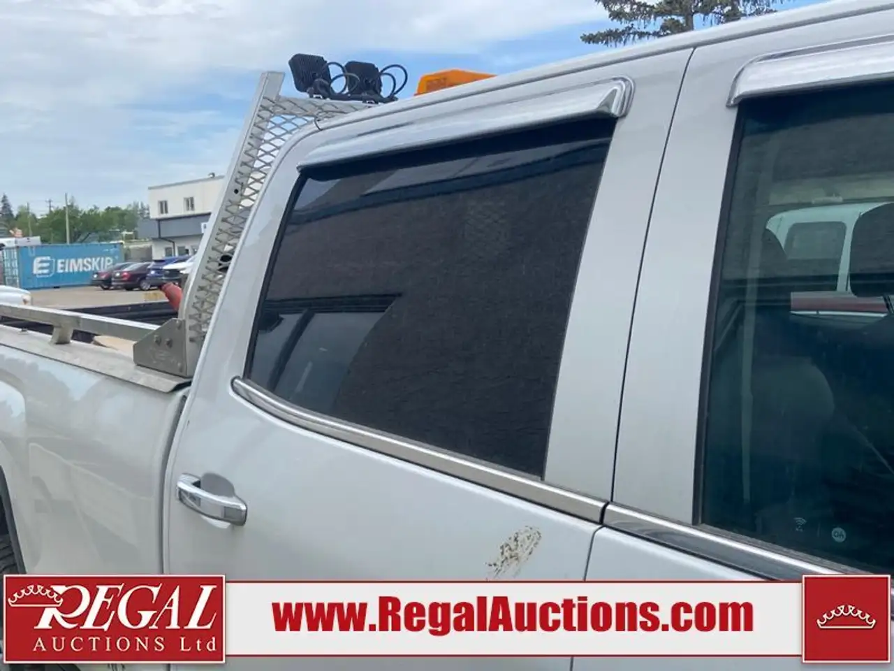 GMC Sierra 3500HD снимка GMC Sierra 3500HD