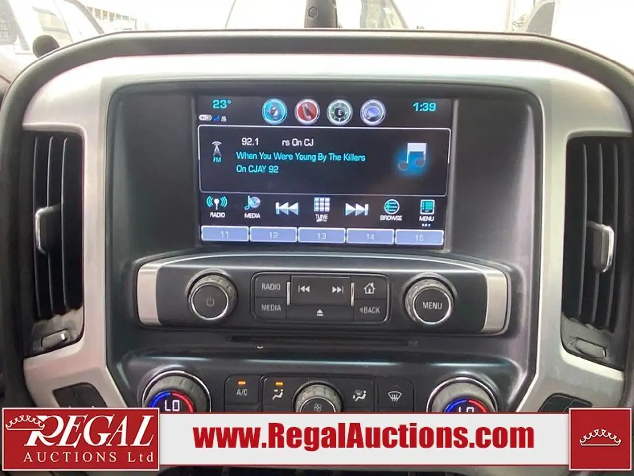 GMC Sierra 3500HD снимка GMC Sierra 3500HD