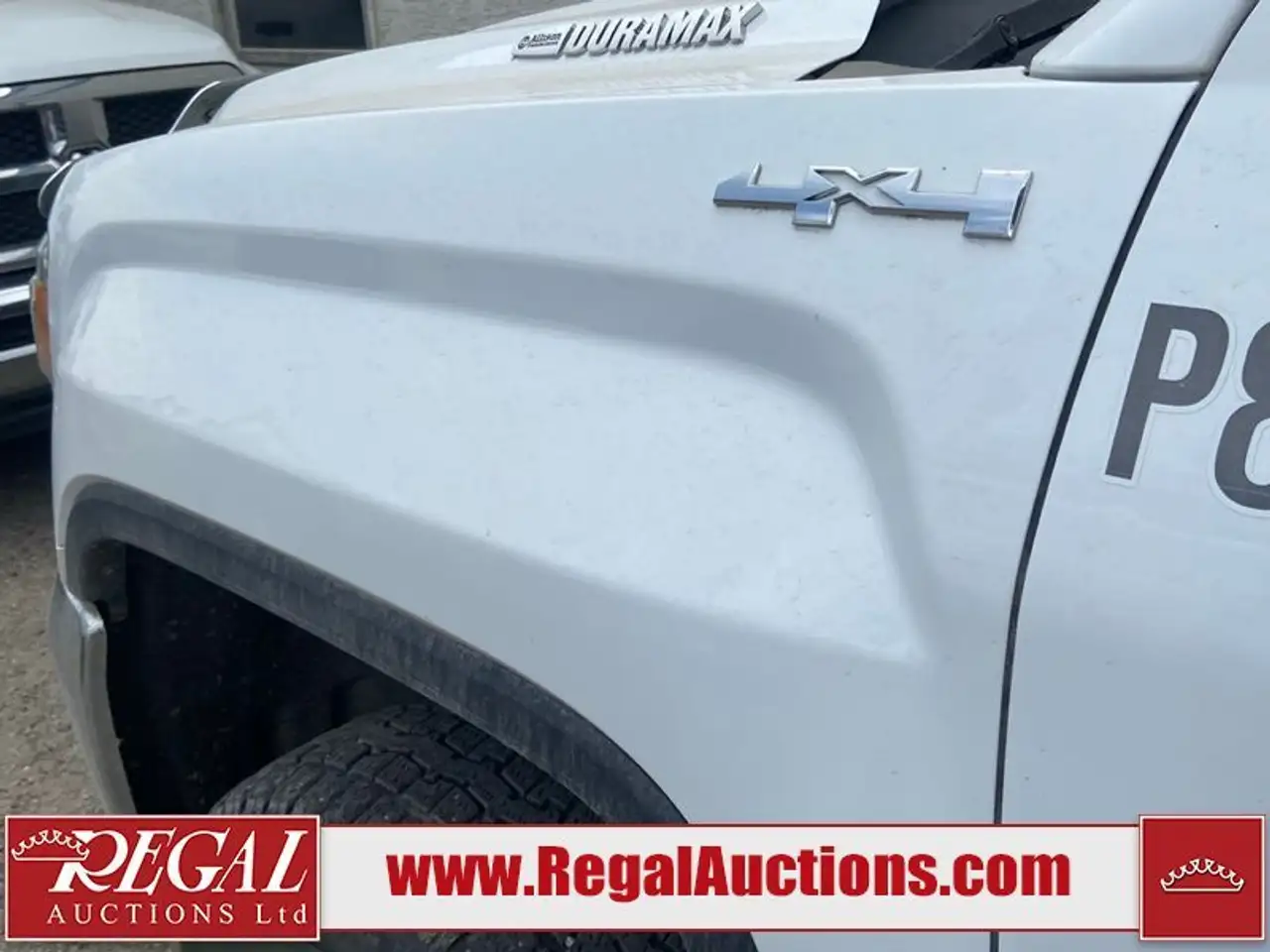 GMC Sierra 3500HD снимка GMC Sierra 3500HD