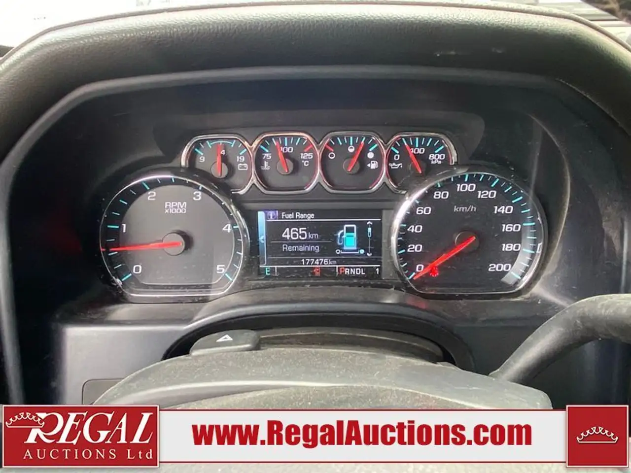 GMC Sierra 3500HD снимка GMC Sierra 3500HD
