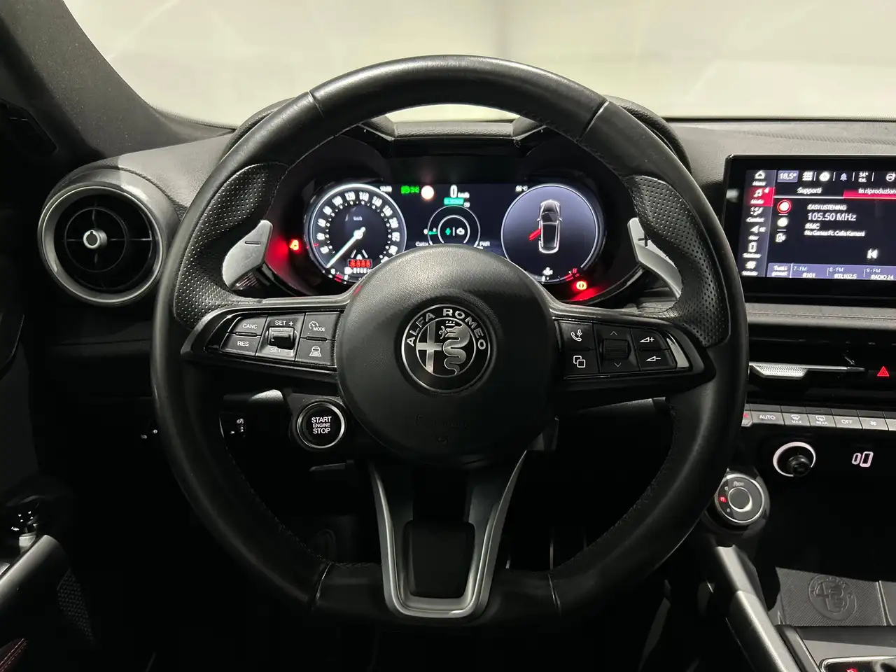 Alfa Romeo Tonale 2022 — фото 11