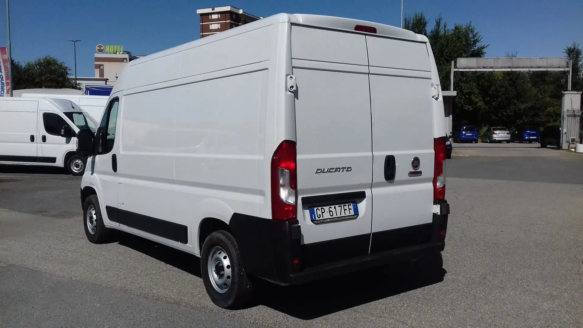 Fiat Ducato 35MH2 PASSO MEDIO TETTO ALTO 2.2 Mjet 140CV Bianco - 2