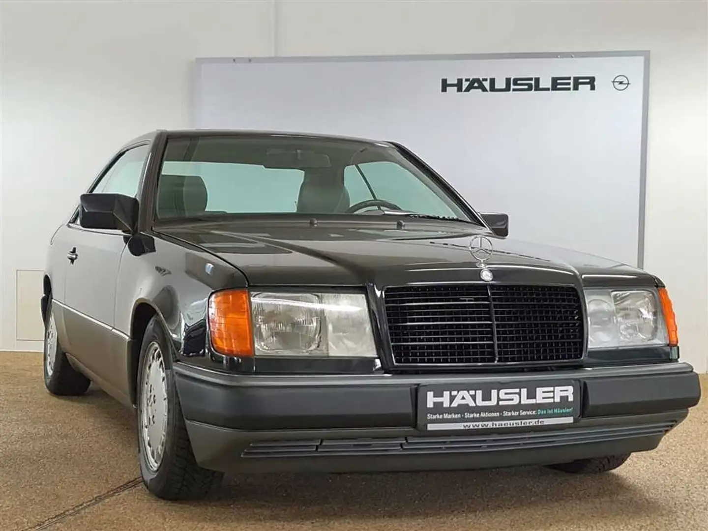 Mercedes-Benz 300 24V W124  **Rostfrei*H-Zulassung* Zwart - 1