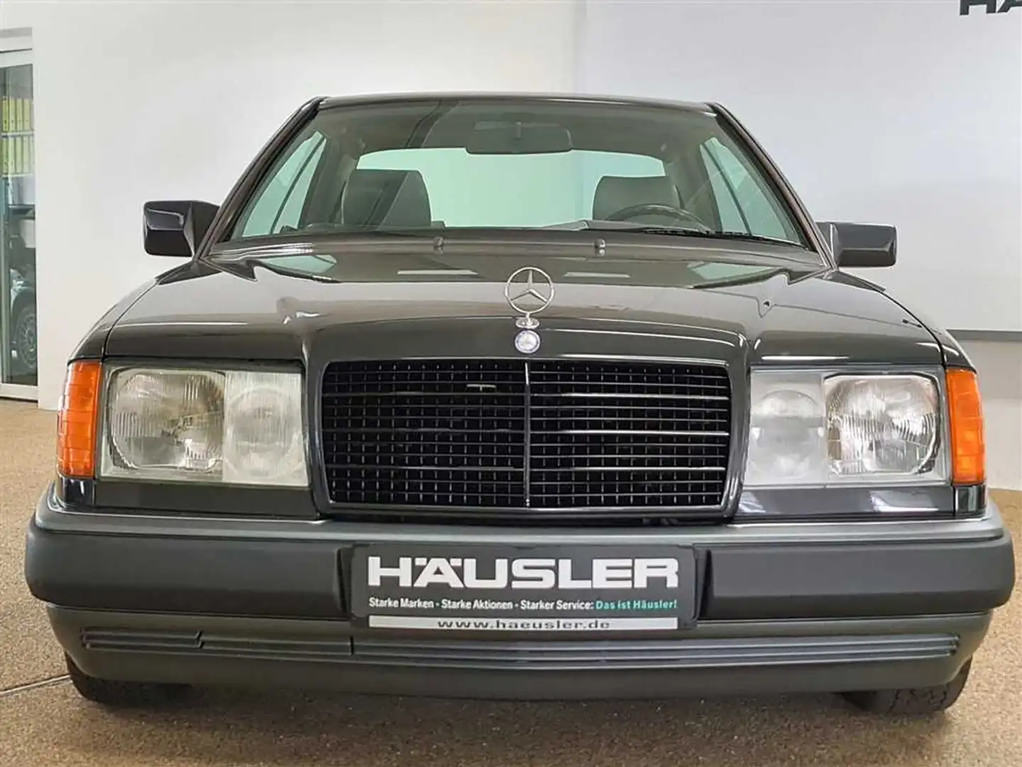 Mercedes-Benz 300 24V W124  **Rostfrei*H-Zulassung* Чорний - 2