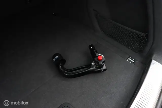 Audi Q5 view 13
