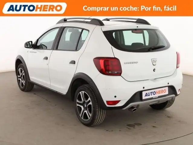 Dacia Sandero view 4