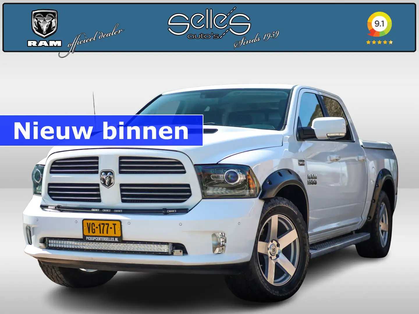 Dodge RAM 1500 5.7 V8 4x4 Crew Cab 5'7 Marge auto | Luchtver Wit - 1