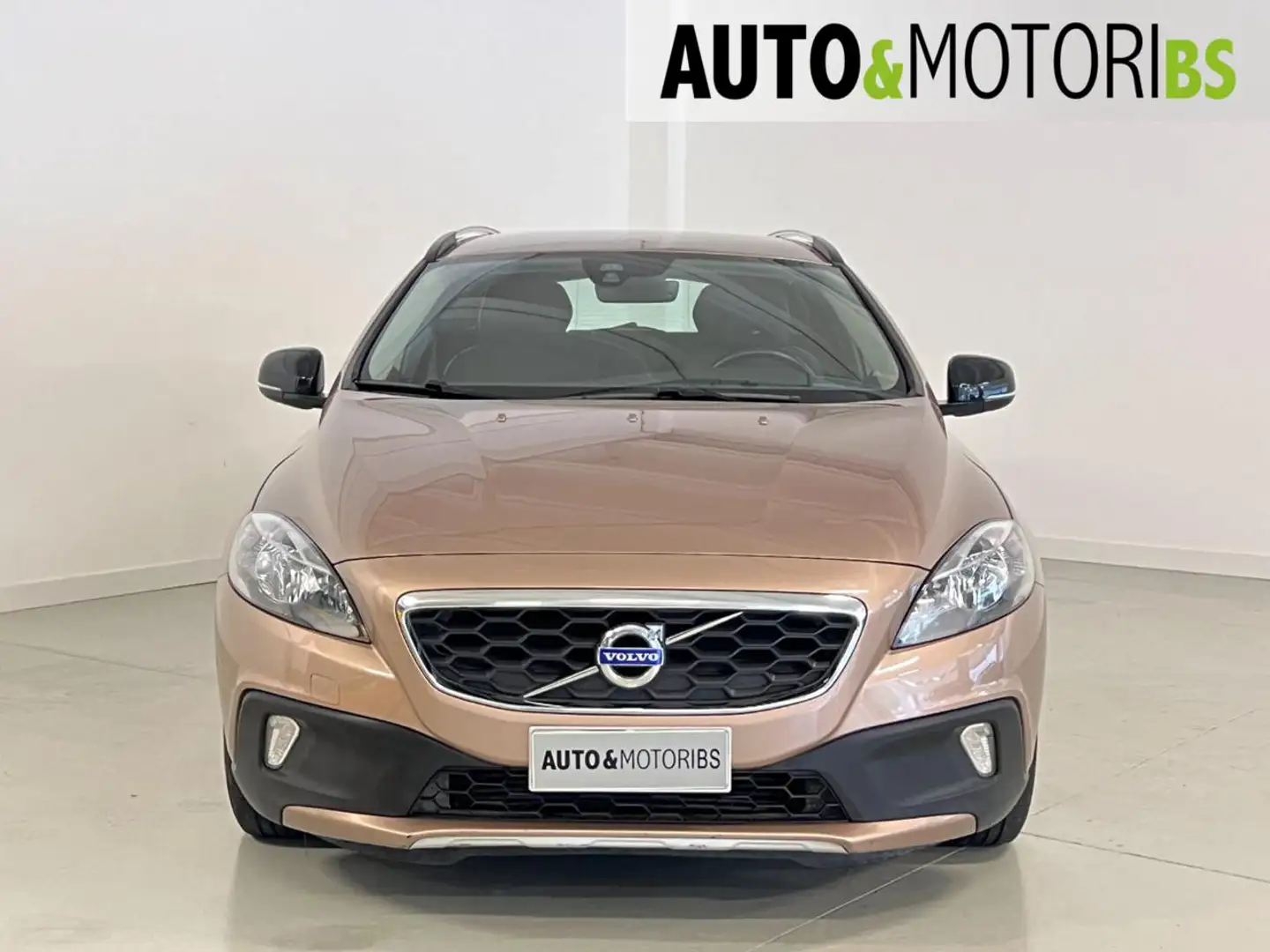 Volvo V40 Cross Country D2 Business Bronze - 2