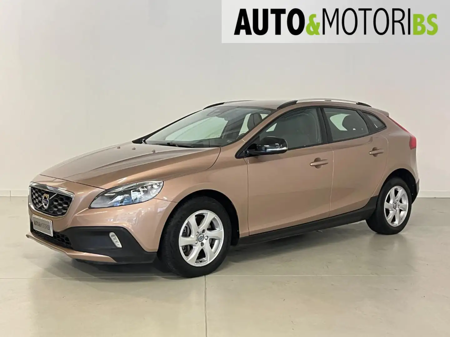 Volvo V40 Cross Country D2 Business Bronze - 1
