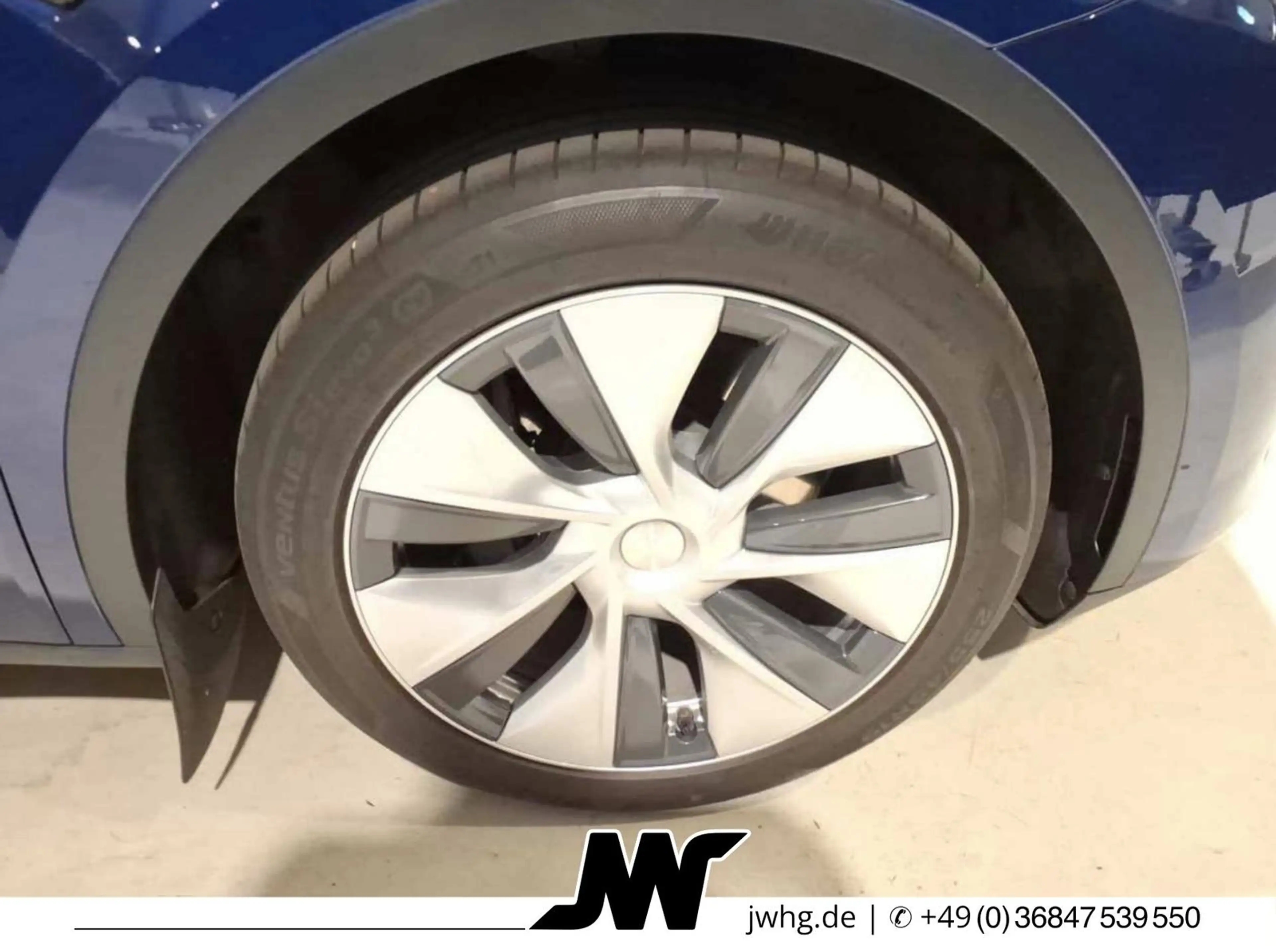 Tesla Model Y RWD|Autopilot3|Pano|Wärmepumpe|4xShz|ACC — photo 5