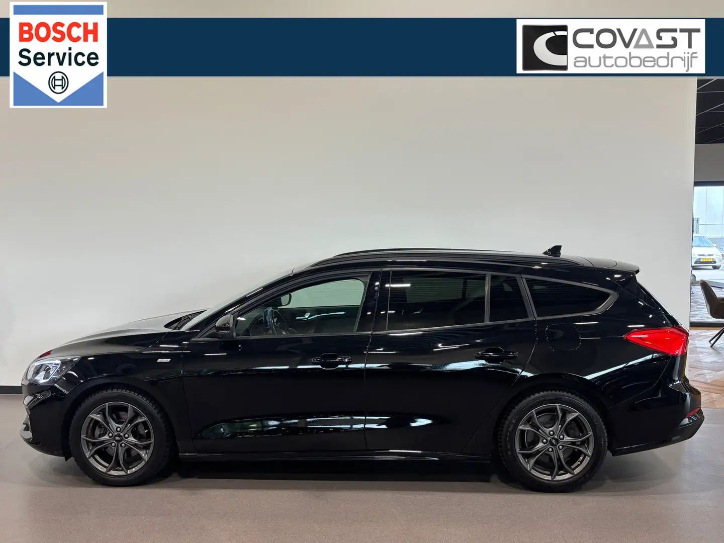 Ford Focus Wagon 1.0 EcoBoost ST Line Automaat|Navigatie|Carp Schwarz - 2