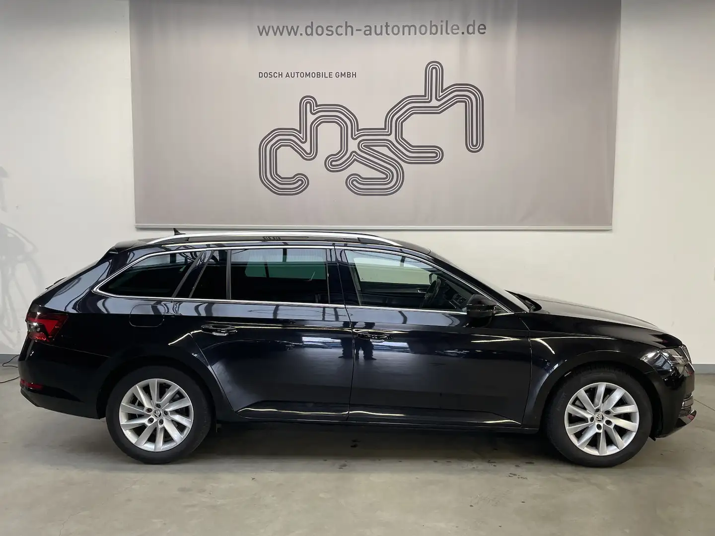 Skoda Superb Style DSG 140kW/LED/NAVI/AHK/KAMERA Noir - 2