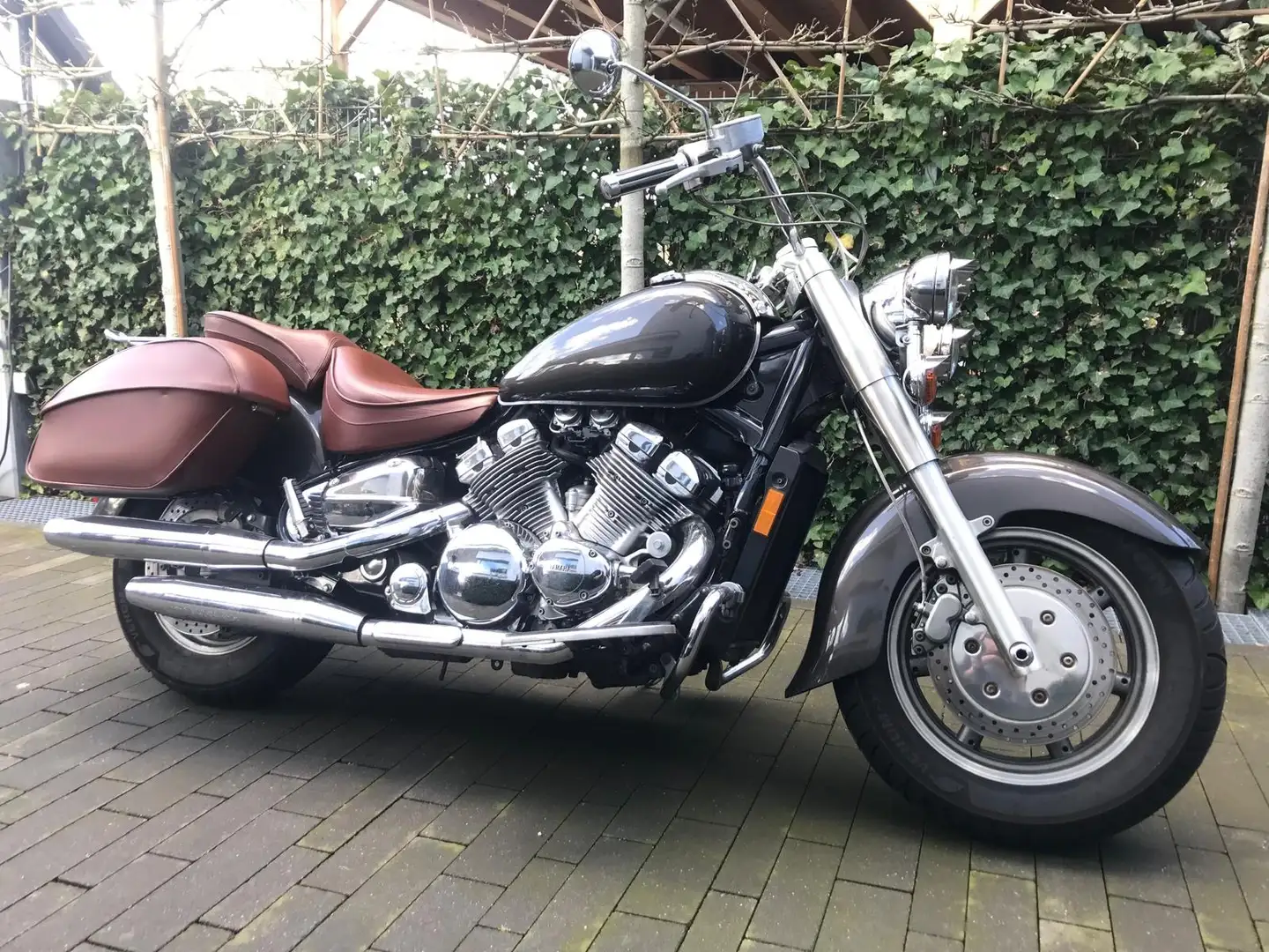 Yamaha XVZ 1300 RoyalStar Gri - 1