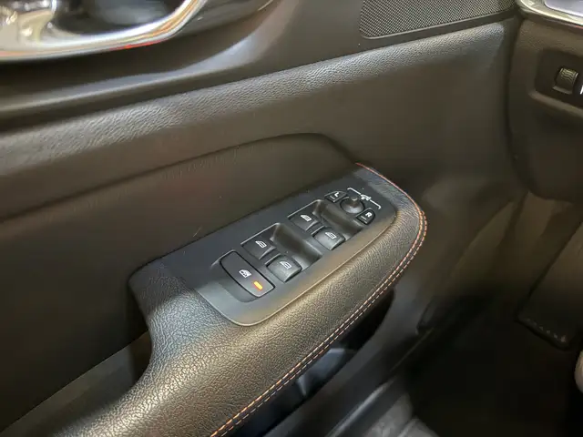 Volvo V60 view 18