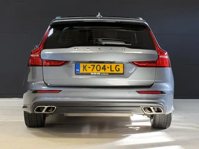 Volvo V60 view 14