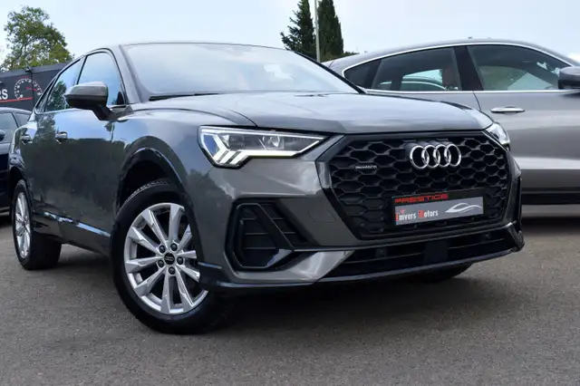 Audi Q3 main image