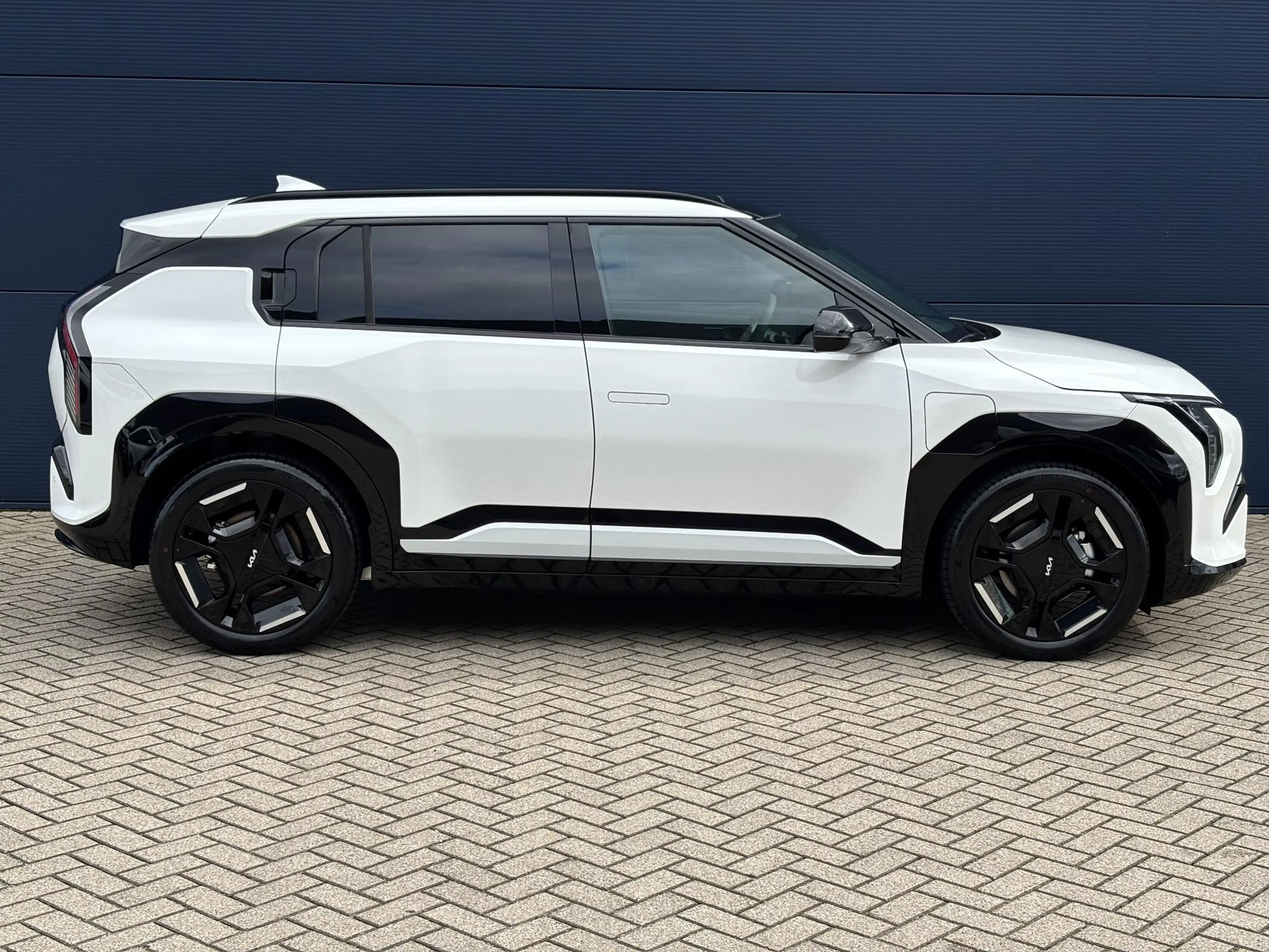 Kia EV3 GT-Line 81.4 kWh | Schuif/Kanteldak | Harman/Kardo — photo 5