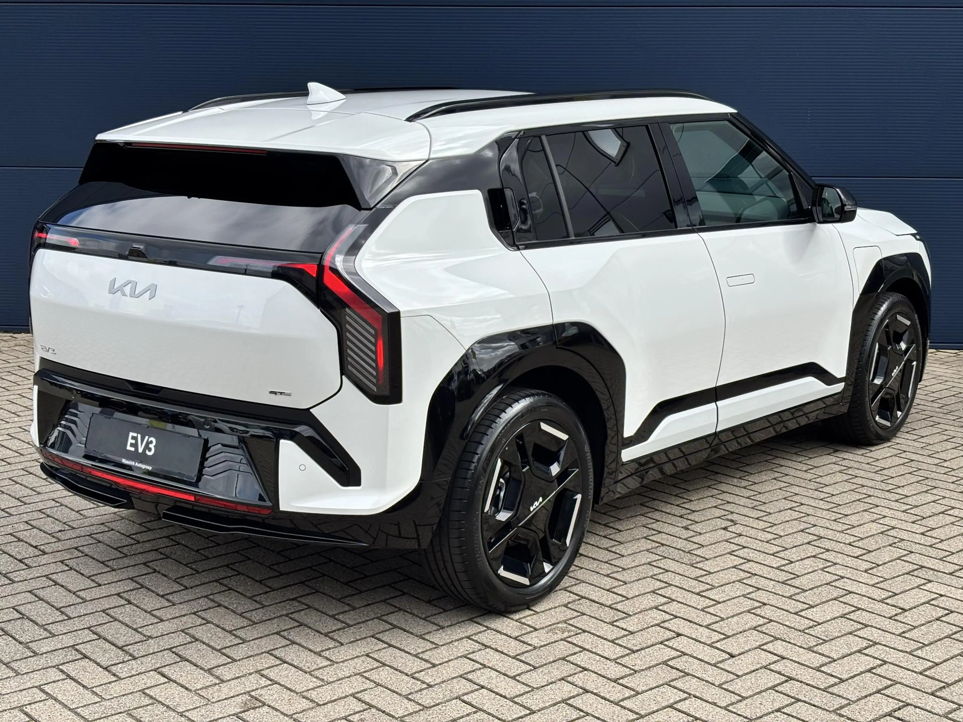 Kia EV3 GT-Line 81.4 kWh | Schuif/Kanteldak | Harman/Kardo — photo 2