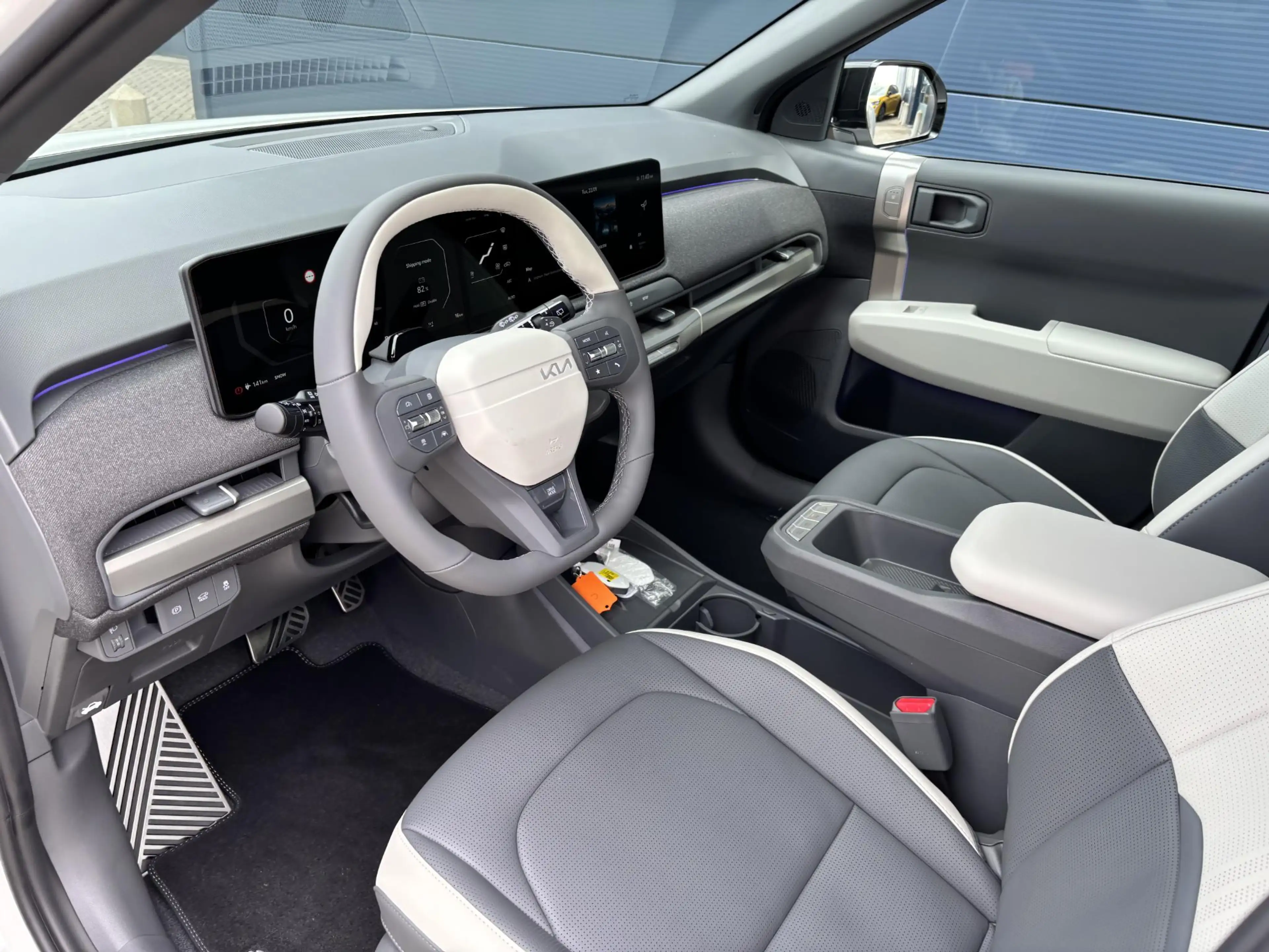 Kia EV3 GT-Line 81.4 kWh | Schuif/Kanteldak | Harman/Kardo — photo 12