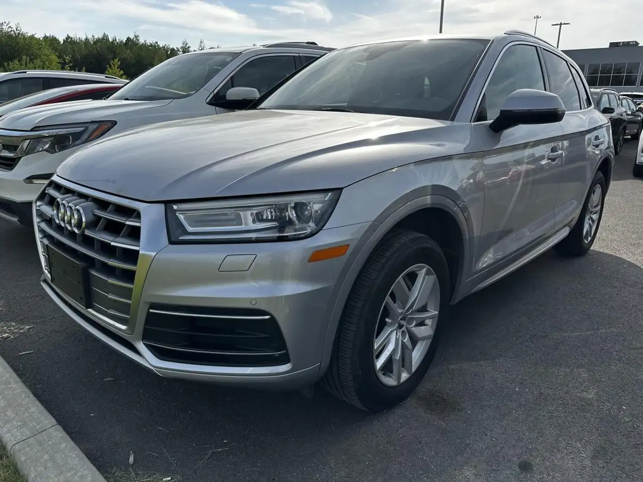 Audi Q5 снимка Audi Q5