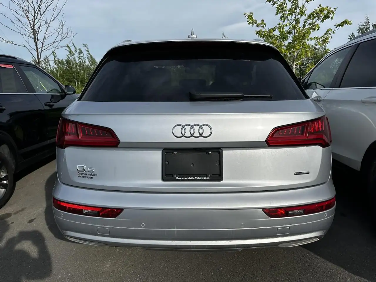 Audi Q5 снимка Audi Q5