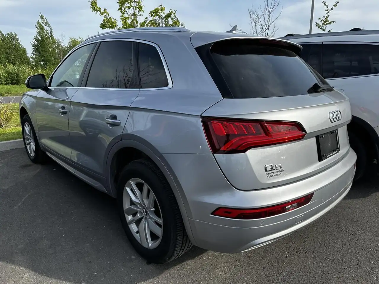 Audi Q5 снимка Audi Q5