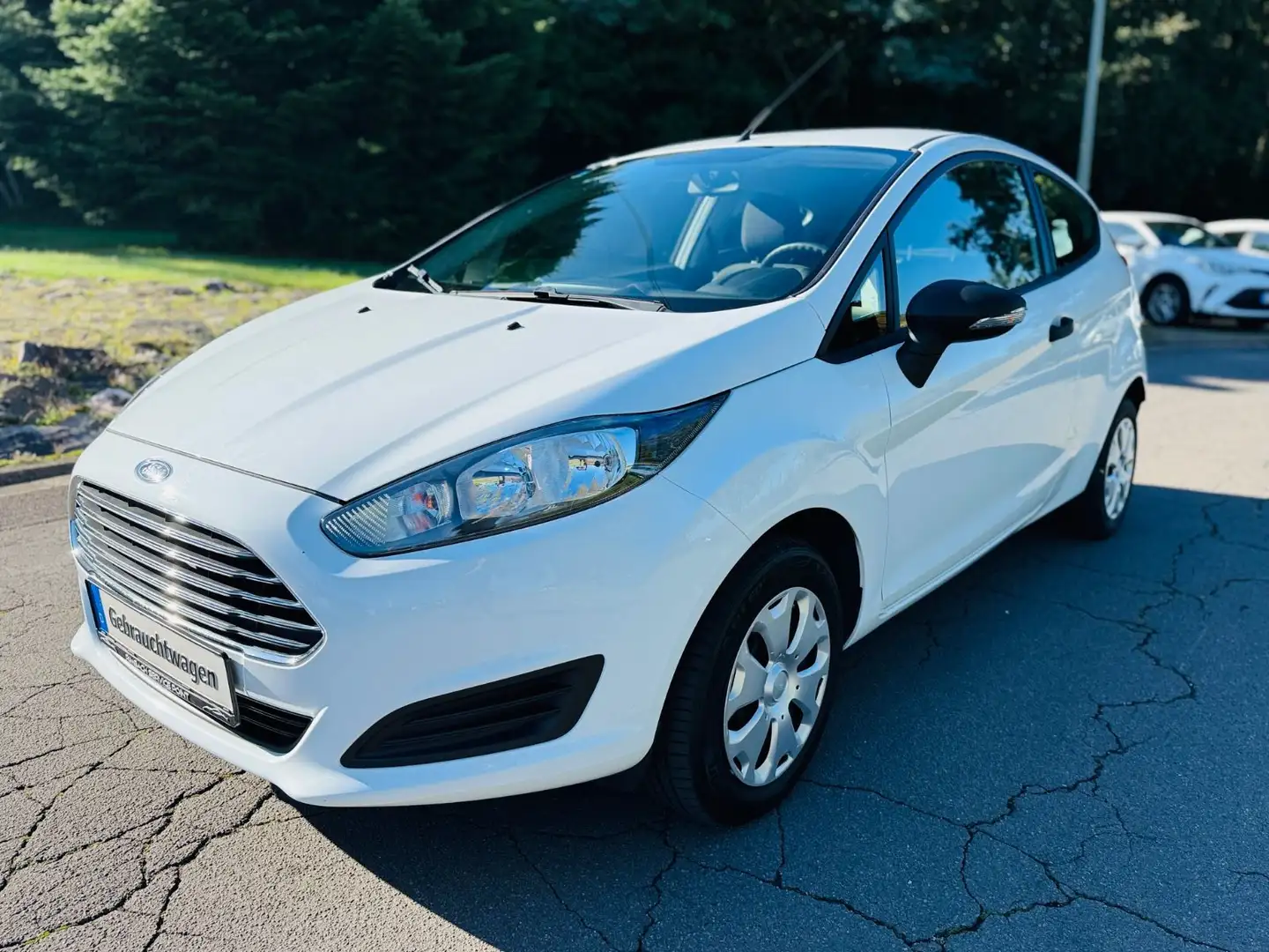 Ford Fiesta Ambiente Weiß - 2
