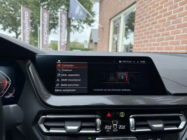 BMW 2 Series view 23