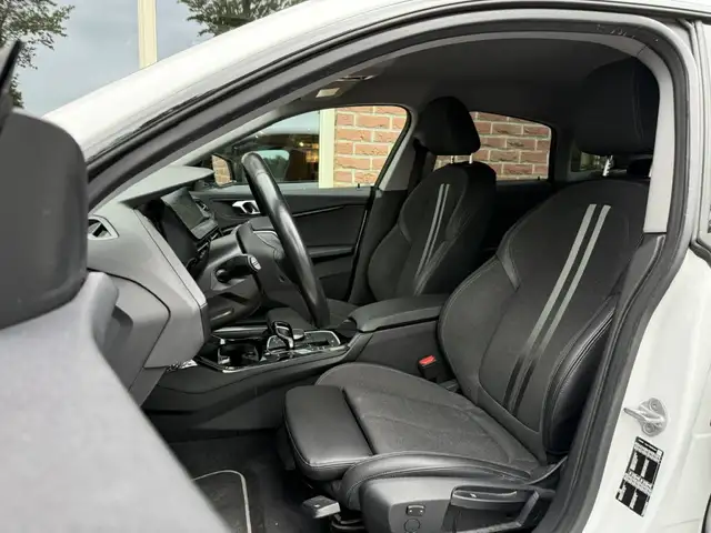 BMW 2 Series view 5