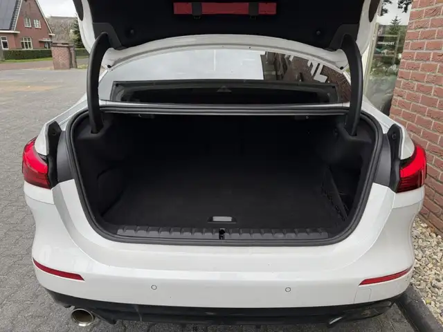 BMW 2 Series view 6