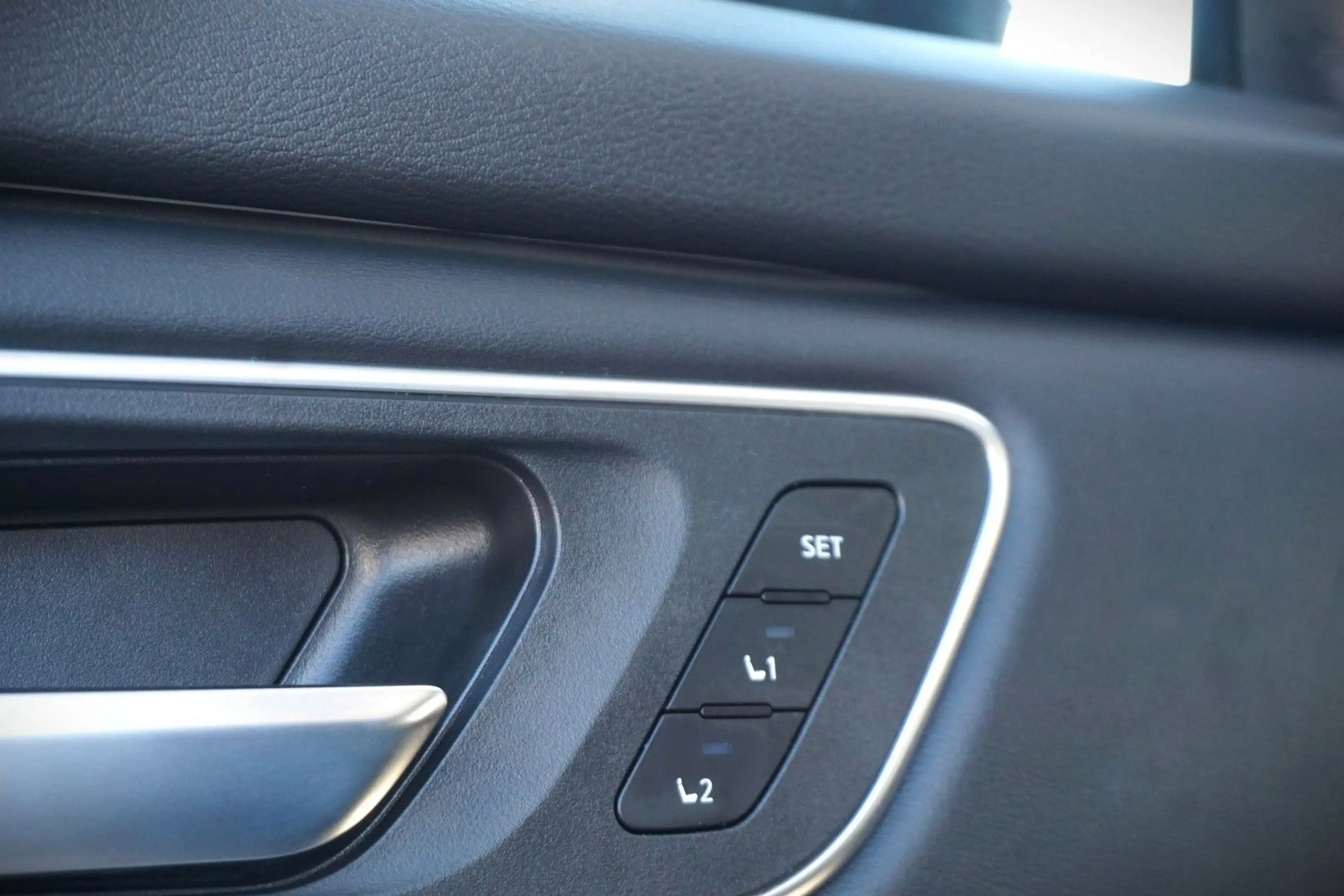 Nissan X-Trail e-Power e-4orce Tekna / Pano./ HUD /Bose — photo 10