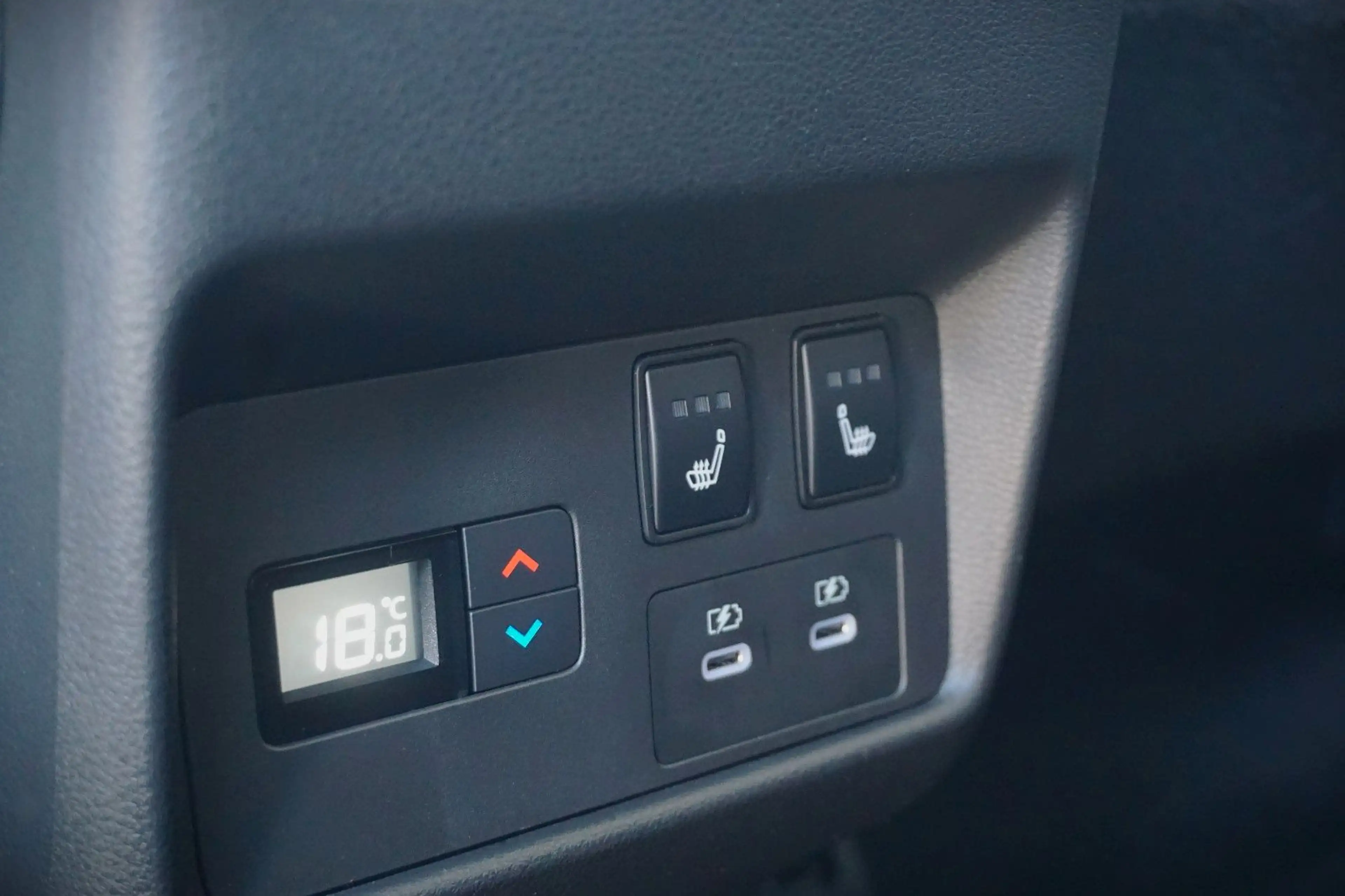Nissan X-Trail e-Power e-4orce Tekna / Pano./ HUD /Bose — photo 14